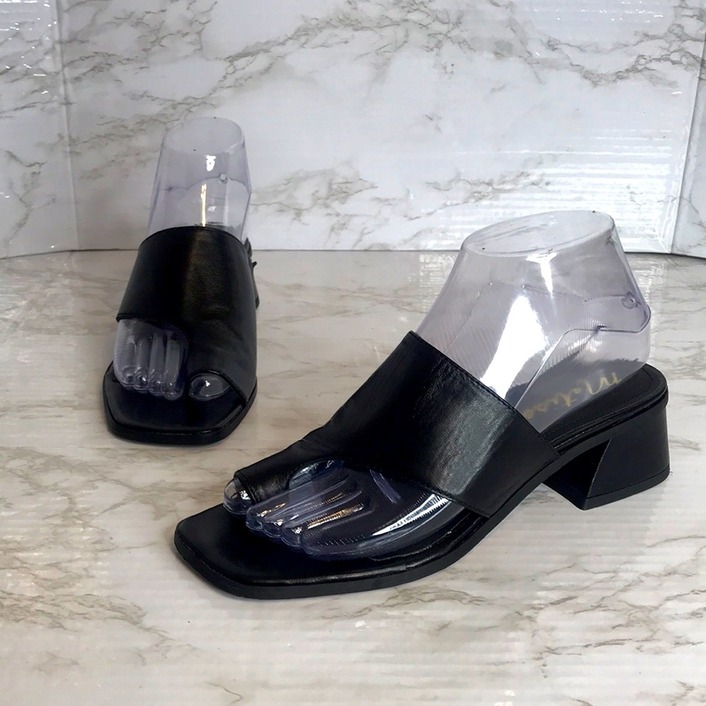 Matisse Black Leather Goddess Square Toe block heel Sandals size 7 M